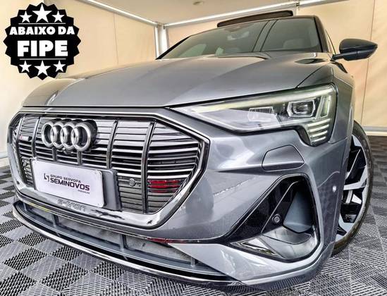 AUDI E-TRON ELÉTRICO SPORTBACK PERFORMANCE BLACK QUATTRO AUDI E-TRON ELÉTRICO SPORTBACK PERFORMANCE BLACK QUATTRO